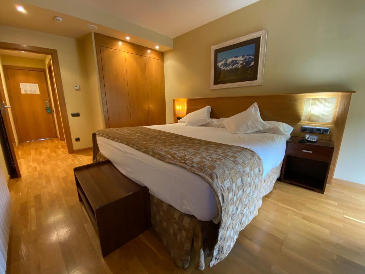 Hotel & Restaurante Pena Arrós 외부 사진