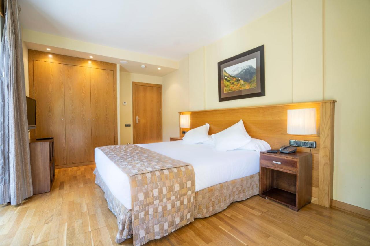 Hotel & Restaurante Pena Arrós 외부 사진